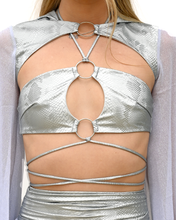 Load image into Gallery viewer, Keyhole Ring Tie Top in Ice Silver
