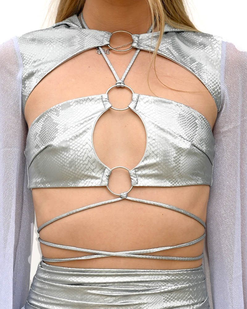 Keyhole Ring Tie Top in Ice Silver